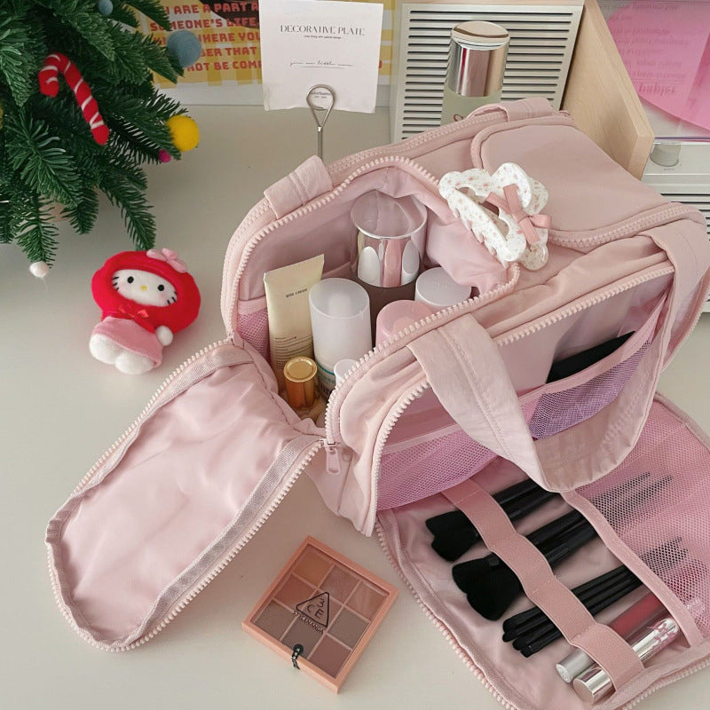 Zarae Toiletry Bag