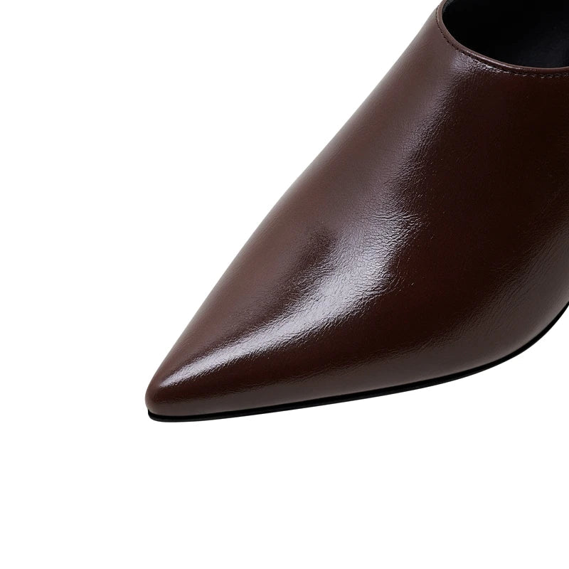 The Luciana Luce Mules